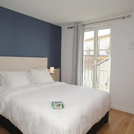 Les Mouettes Hotel *